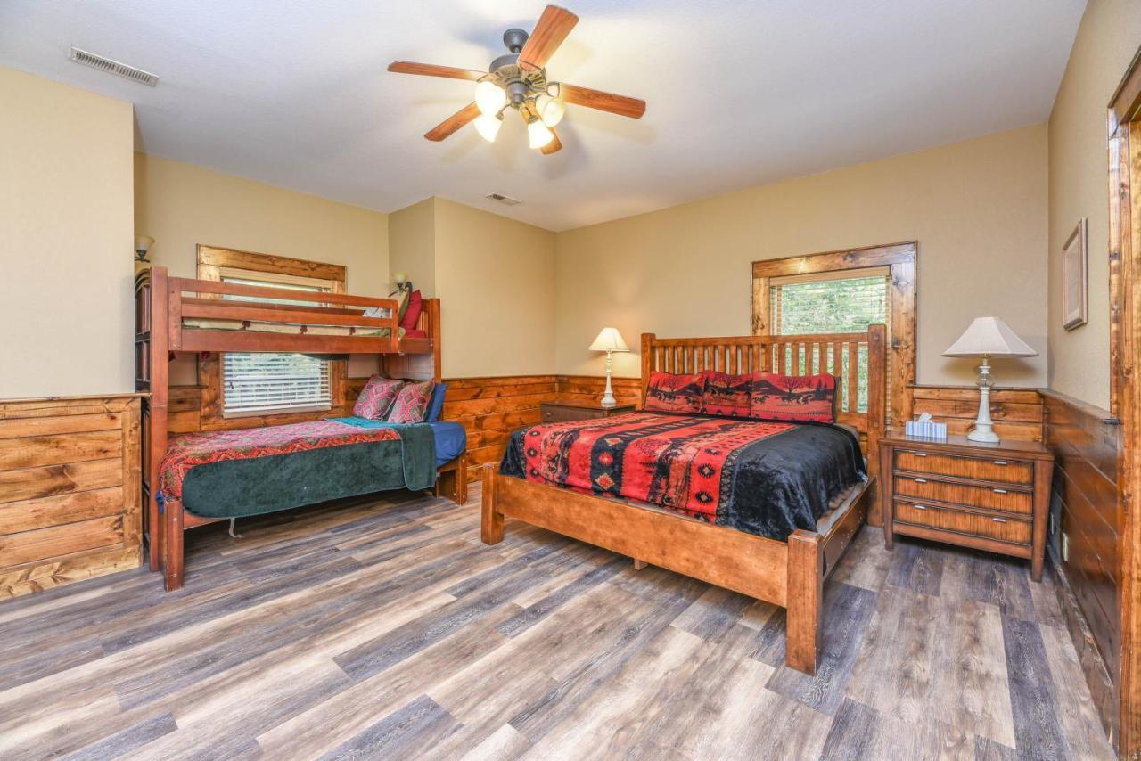 Smokystays 6 Bedroom Cabin Піджен-Фордж Екстер'єр фото