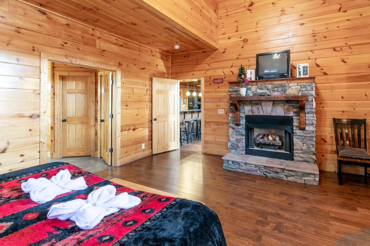 Smokystays 6 Bedroom Cabin Піджен-Фордж Екстер'єр фото